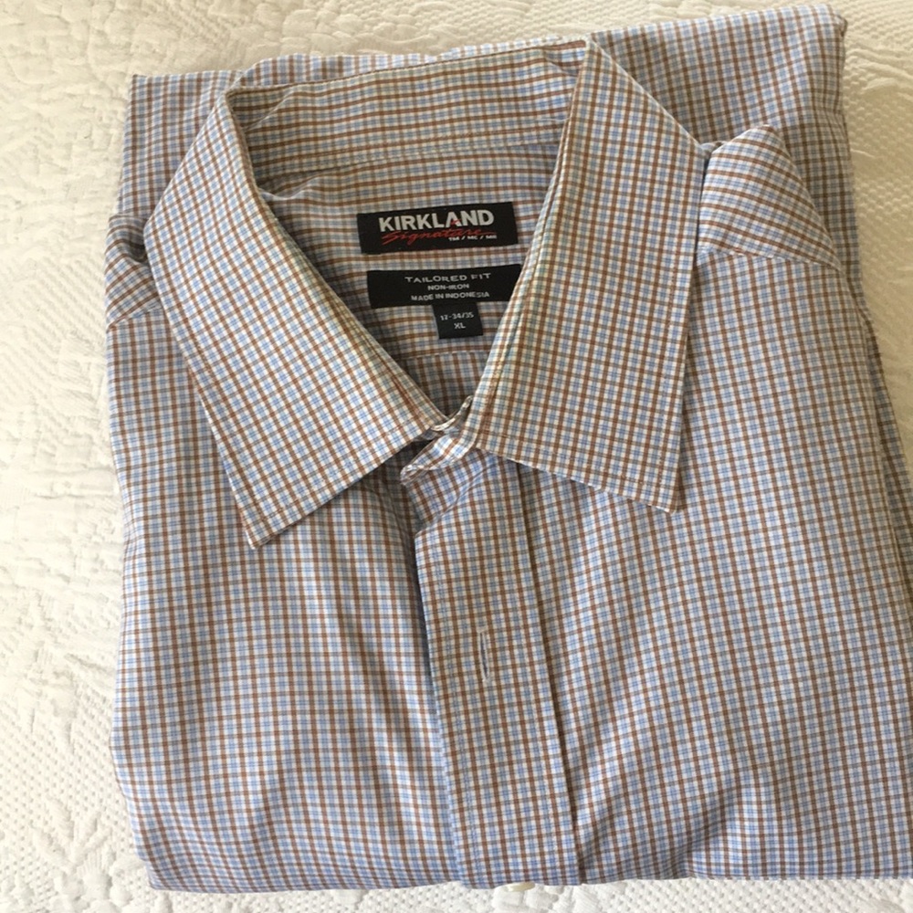 XL men’s shirt, 17 neck, 34/35 arm tailored fit